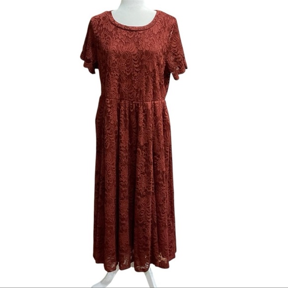 Torrid Women's 1X 14-16 Brick Red Lace Maxi Dress Party Cocktail Wedding NWT!​ - Picture 1 of 10